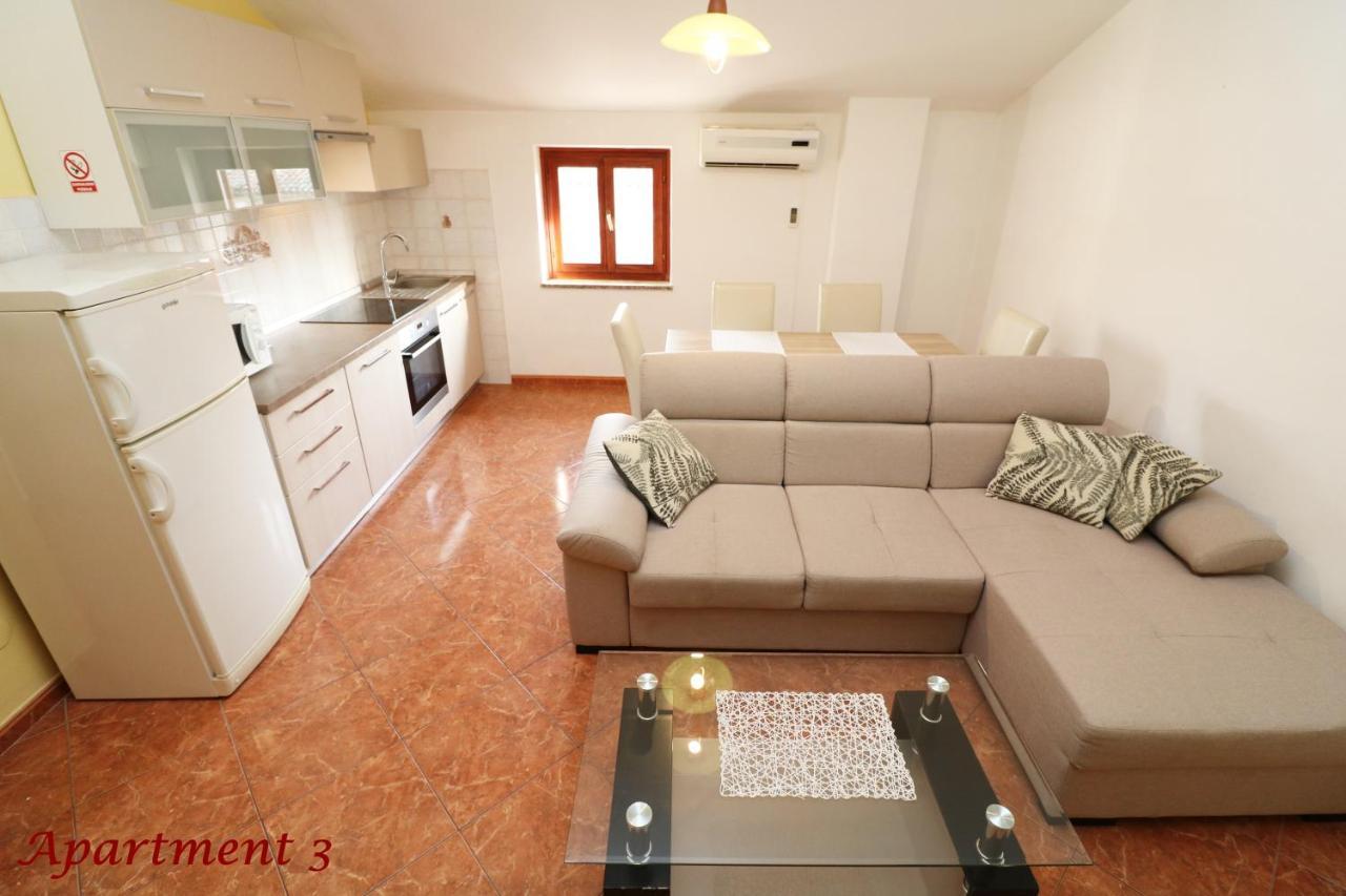 Old Town Rooms And Apartment بوريتش المظهر الخارجي الصورة