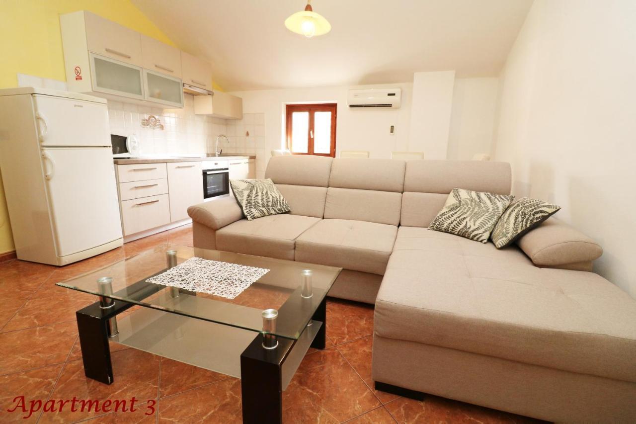 Old Town Rooms And Apartment بوريتش المظهر الخارجي الصورة
