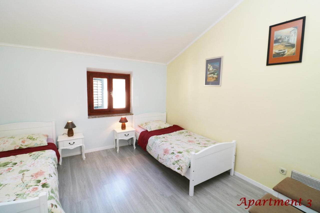 Old Town Rooms And Apartment بوريتش المظهر الخارجي الصورة